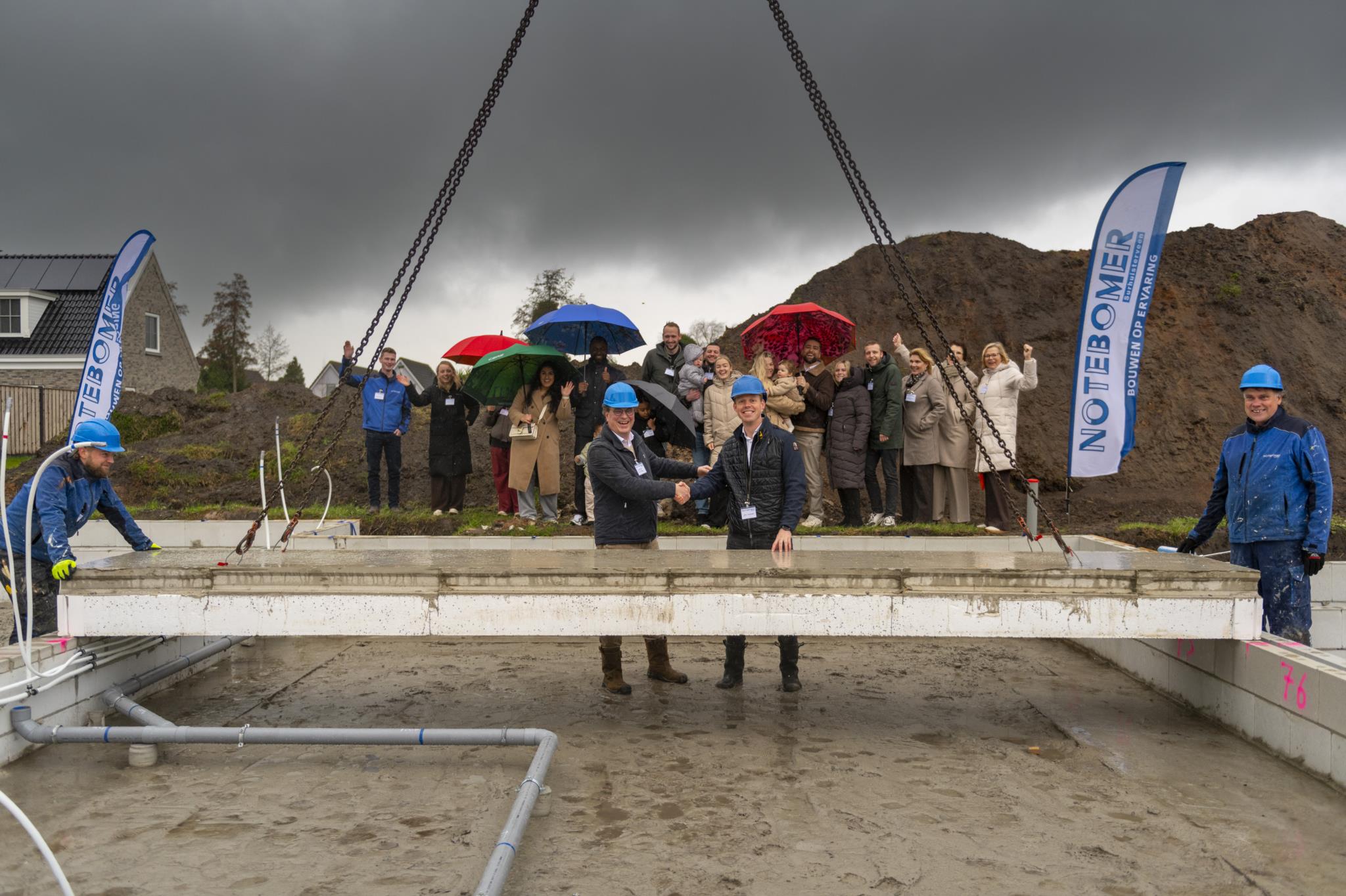 Symbolische start bouw Alberdaheerd ||